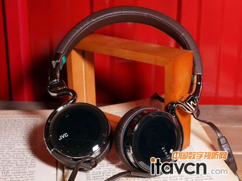 JVC推出新款耳机HA-SR85S\/HA-SR75S