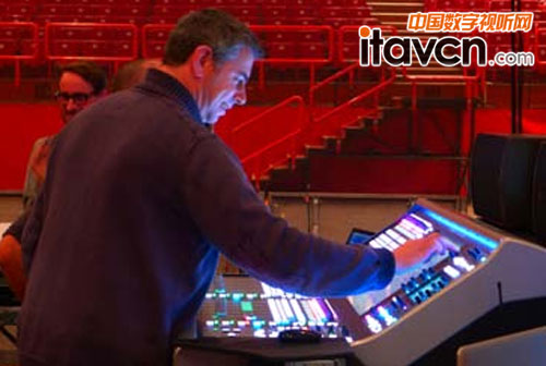 FOH ʦBen Findlay ڲSSL Live L500 ̨