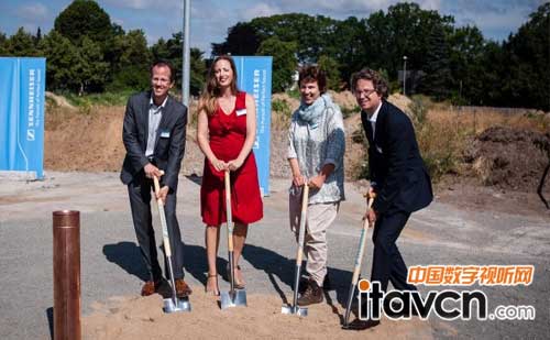 ԰񣨴ңAndreas SennheiserʿAlannah SennheiserKarin Sennheiser  Daniel Sennheiser
